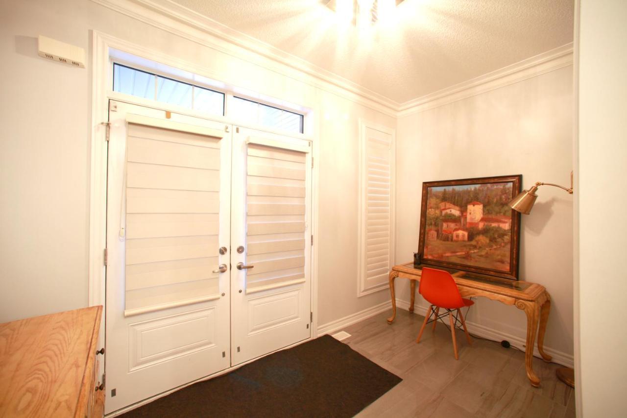 Beautiful 4 Bedroom Upper Unit Of Home, No Shared Spaces Georgetown Exterior photo